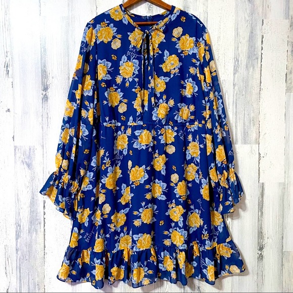 Betsey Johnson Plus Size Dress Floral Design - Picture 1 of 8